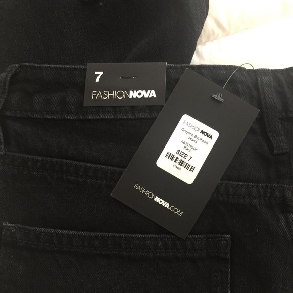 Black Jeans - Boyfriend Jeans - Black - Picture 2 of 5